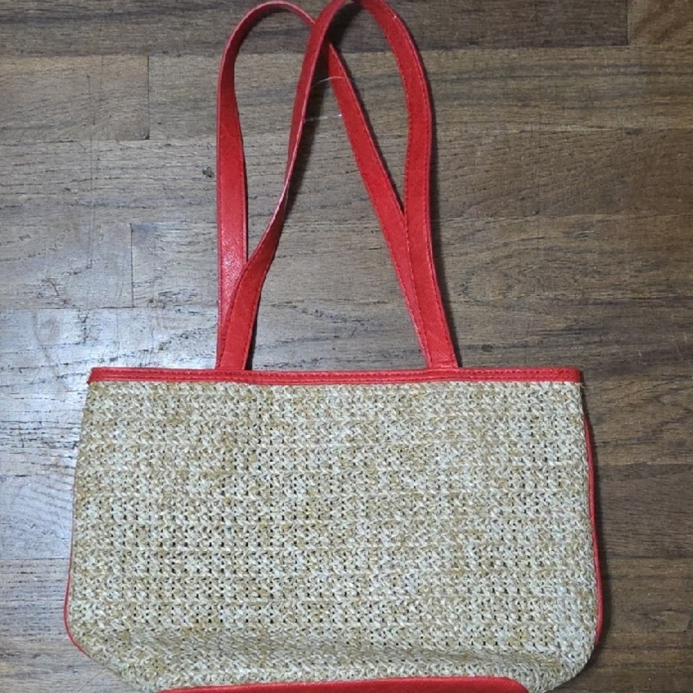 🔴2/$15 Bueno Woven Shoulder Bag